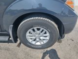 Used 2014 Nissan Frontier SV image 3