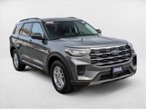 Used 2025 Ford Explorer Active image 3