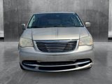 Used 2014 Chrysler Town & Country Touring image 2