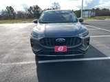 New 2025 Ford Escape SE image 2