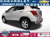 Used 2020 Chevrolet Trax LT w/ LT Convenience Package image 4