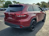 Used 2019 Toyota Highlander SE image 6