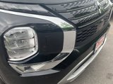 Used 2023 Mitsubishi Outlander SE image 4