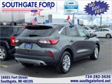 Certified 2022 Ford Escape SE w/ Convenience Package image 2