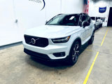 Used 2022 Volvo XC40 T5 R-Design w/ Advanced Package image 3