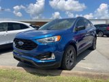 Used 2022 Ford Edge SEL w/ Sport Appearance Package image 3