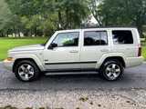 Used 2008 Jeep Commander Sport image 4
