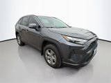 Used 2022 Toyota RAV4 XLE image 3