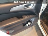 Used 2017 Nissan Pathfinder SL image 3