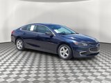 Used 2018 Chevrolet Malibu LS image 2