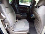 Used 2009 Saturn Outlook XE w/ Convenience Package image 6