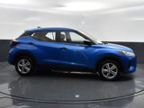 Used 2021 Nissan Kicks S image 4