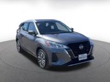 Used 2024 Nissan Kicks SV image 3