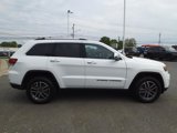 Used 2022 Jeep Grand Cherokee Limited image 3