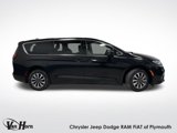 Used 2023 Chrysler Pacifica Touring-L image 2