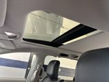 Used 2022 Chrysler Pacifica Limited image 3