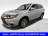 Used 2016 Mitsubishi Outlander SE image 3
