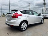 Used 2012 Ford Focus SE image 3