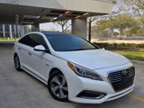 Used 2016 Hyundai Sonata Limited w/ Option Group 02 image 2