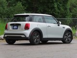 Used 2022 MINI Cooper 2-Door Hardtop image 3