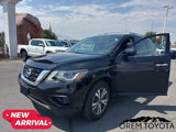 Used 2017 Nissan Pathfinder S image 3