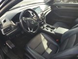 Used 2018 Honda Accord Sport image 4