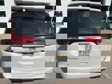 Used 2018 Chrysler Pacifica Touring Plus image 4