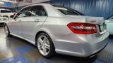 Used 2011 Mercedes-Benz E 550 4MATIC Sedan image 5
