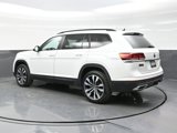 Used 2022 Volkswagen Atlas SE image 4