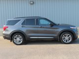 Used 2020 Ford Explorer XLT w/ Equipment Group 202A image 2