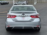 Certified 2022 Toyota Camry SE image 6