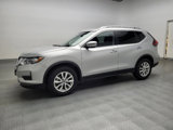 Used 2020 Nissan Rogue SV image 2
