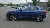 Used 2019 Nissan Rogue Sport SL w/ Premium Package image 2