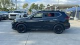 Used 2018 Nissan Rogue SV w/ Premium Package image 4