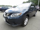 Used 2016 Nissan Rogue SV image 2