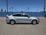 Used 2016 Ford Fusion SE image 3