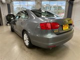Used 2013 Volkswagen Jetta SE image 3