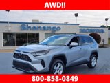 Used 2020 Toyota RAV4 LE image 5
