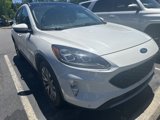 Used 2020 Ford Escape Titanium image 3