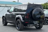New 2025 Land Rover Defender 110 X-Dynamic SE image 3