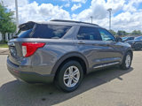Used 2022 Ford Explorer XLT w/ Equipment Group 202A image 4