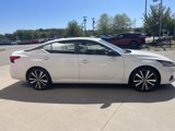 Certified 2022 Nissan Altima 2.5 SR image 4