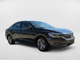 Used 2020 Volkswagen Passat 2.0T SE image 3