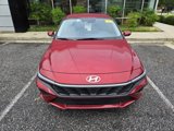 Used 2024 Hyundai Elantra SEL image 2