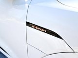 Used 2019 Audi e-tron Prestige w/ Prestige Package image 2