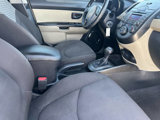 Used 2011 Kia Soul ! image 6