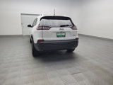 Used 2020 Jeep Cherokee Latitude Plus image 6