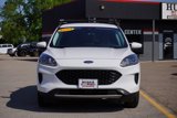 Used 2021 Ford Escape SE image 2