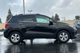 Used 2020 Chevrolet Trax LT w/ LT Convenience Package image 3