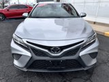 Used 2018 Toyota Camry SE image 3
